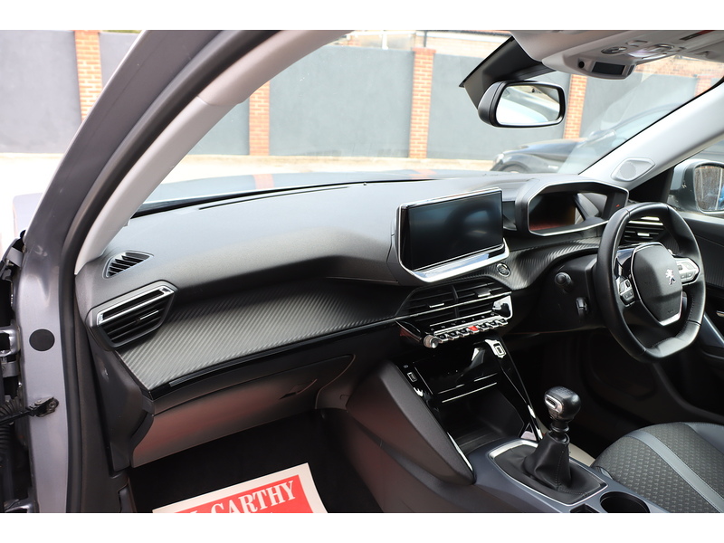 Peugeot 1.2 PureTech Allure Premium SUV 5dr Petrol Manual Euro 6 (s/s) (130 ps) 72-74 Mitcham Road