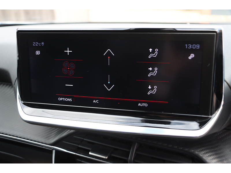 Peugeot 1.2 PureTech Allure Premium SUV 5dr Petrol Manual Euro 6 (s/s) (130 ps) 72-74 Mitcham Road