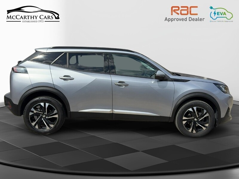 Peugeot 1.2 PureTech Allure Premium SUV 5dr Petrol Manual Euro 6 (s/s) (130 ps) 72-74 Mitcham Road