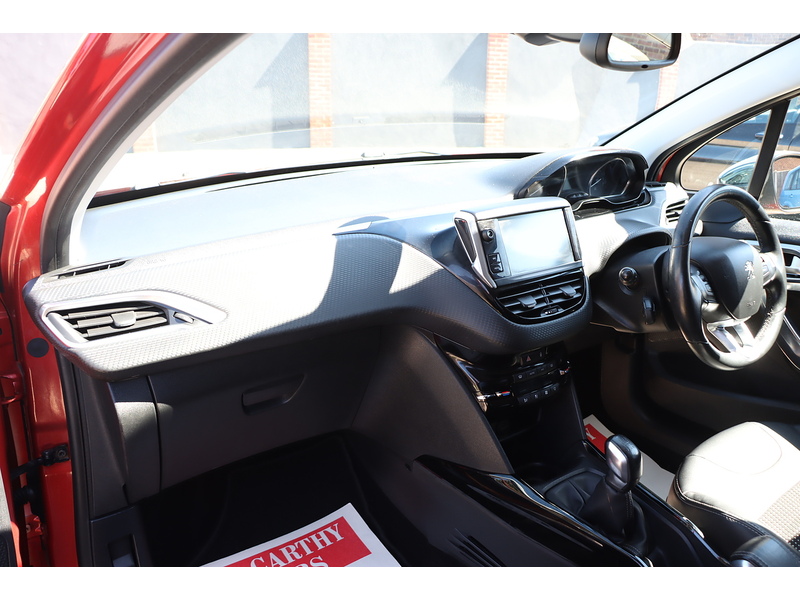 Peugeot 1.2 PURETECH ALLURE SUV 5DR PETROL MANUAL SAT NAV BLUETOOTH DAB STEREO PARKING AIDS JUST 2 OWNERS ONLY 57000 MILES FSH 10 SERVICES JUST £35 ROAD TAX 72-74 Mitcham Road