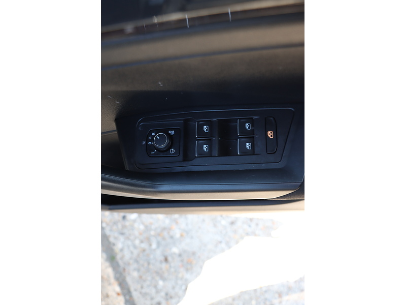 Volkswagen 2.0 TSI SEL SUV 5DR PETROL DSG 4MOTION AUTO SATELLITE NAVIGATION BLUETOOTH DAB RADIO USB INPUT AIR CON PARKING AIDS ONLY 72000 MILES SH NO ULEZ CHARGE 72-74 Mitcham Road