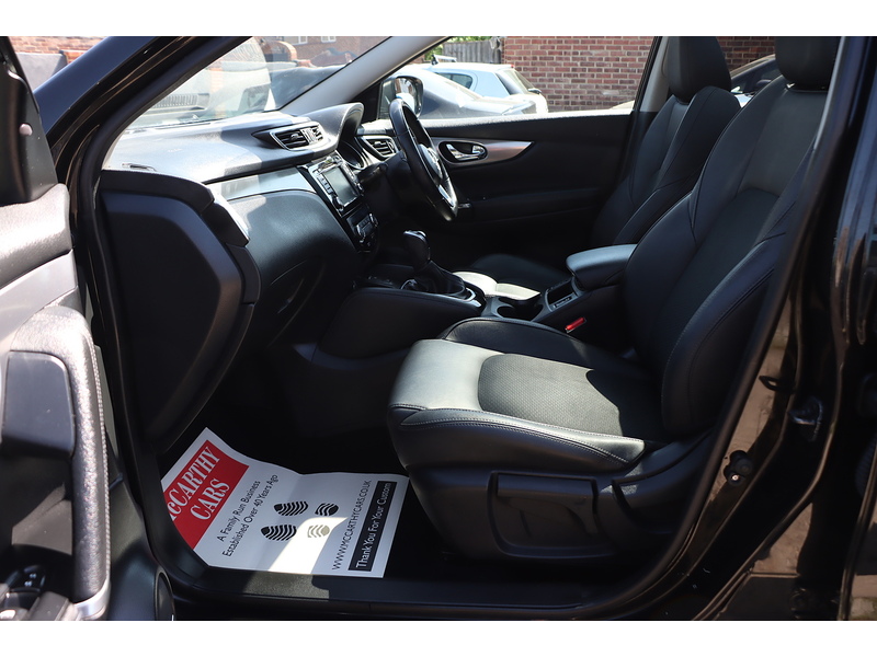 Nissan 1.3 DIG-T TEKNA SUV 5DR PETROL DCT AUTO PAN ROOF HEATED SEATS SAT NAV BLUETOOTH APPLE CARPLAY REAR CAM PARKING AIDS JUST 2 OWNERS ONLY 50000 MILES SH 72-74 Mitcham Road