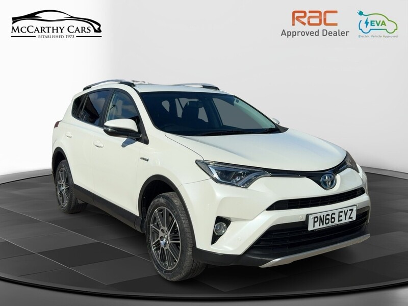 Toyota 2.5 VVT-H EXCEL SUV 5DR PETROL HYBRID CVT 4WD AUTO HEATED SEATS SAT NAV BLUETOOTH REAR CAM PARKING AIDS 2 OWNERS 43000 MILES FSH 9 SERVICES £35 TO TAX 72-74 Mitcham Road