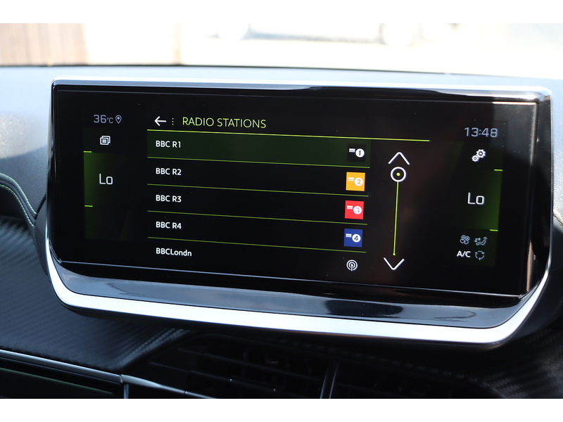 Peugeot 1.2 PURETECH GT HATCHBACK 5DR PETROL MANUAL SAT NAV BLUETOOTH DAB STEREO APPLE CARPLAY REAR CAMERA PARKING AIDS 1 OWNER FROM NEW ONLY 34000 MILES FSH 72-74 Mitcham Road