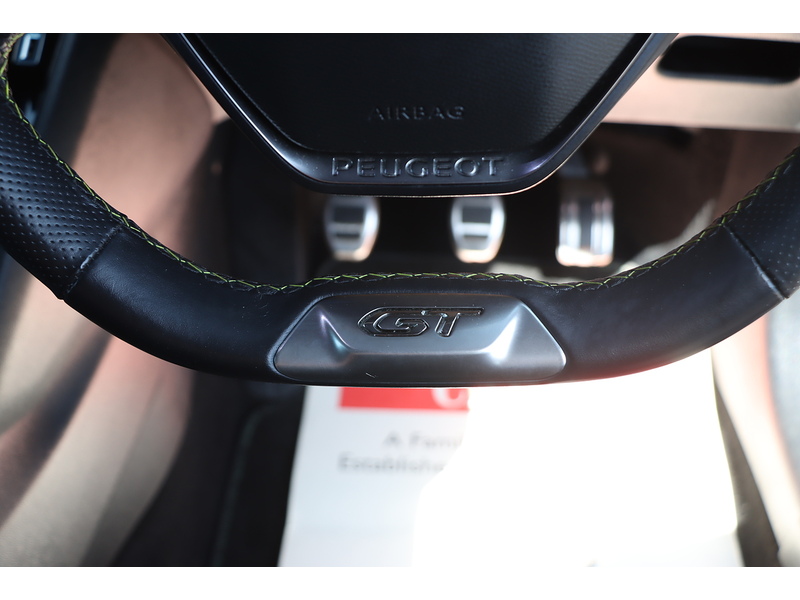 Peugeot 1.2 PURETECH GT HATCHBACK 5DR PETROL MANUAL SAT NAV BLUETOOTH DAB STEREO APPLE CARPLAY REAR CAMERA PARKING AIDS 1 OWNER FROM NEW ONLY 34000 MILES FSH 72-74 Mitcham Road