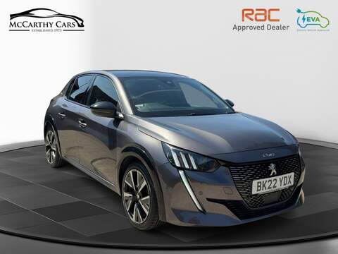 Peugeot 1.2 PURETECH GT HATCHBACK 5DR PETROL MANUAL SAT NAV BLUETOOTH DAB STEREO APPLE CARPLAY REAR CAMERA PARKING AIDS 1 OWNER FROM NEW ONLY 34000 MILES FSH