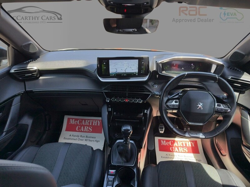 Peugeot 1.2 PURETECH GT HATCHBACK 5DR PETROL MANUAL SAT NAV BLUETOOTH DAB STEREO APPLE CARPLAY REAR CAMERA PARKING AIDS 1 OWNER FROM NEW ONLY 34000 MILES FSH 72-74 Mitcham Road