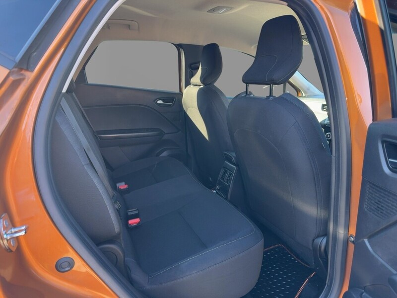 Renault 1.0 TCE ICONIC SUV 5DR PETROL MANUAL SAT NAV BLUETOOTH DAB STEREO APPLE CARPLAY PARKING AIDS JUST 2 OWNERS SAME OWNER FOR 3 YEARS ONLY 40000 MILES FSH 72-74 Mitcham Road