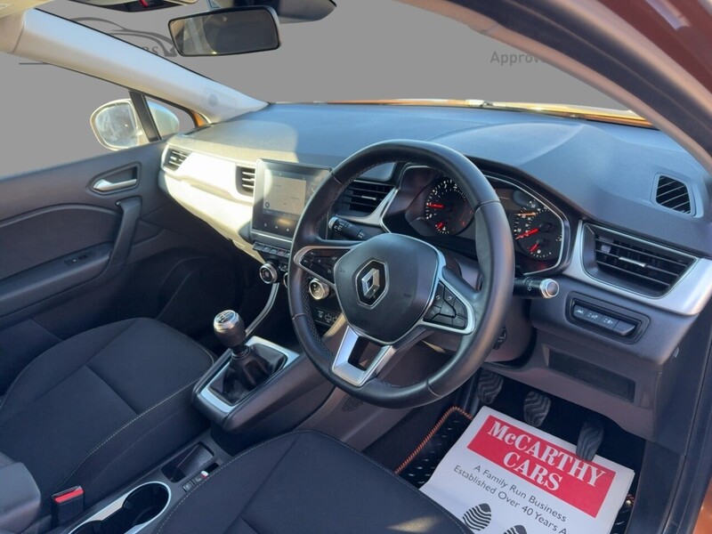 Renault 1.0 TCE ICONIC SUV 5DR PETROL MANUAL SAT NAV BLUETOOTH DAB STEREO APPLE CARPLAY PARKING AIDS JUST 2 OWNERS SAME OWNER FOR 3 YEARS ONLY 40000 MILES FSH 72-74 Mitcham Road