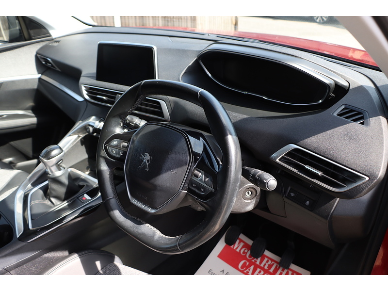 Peugeot 1.2 PURETECH ALLURE SUV 5DR PETROL MANUAL SAT NAV BLUETOOTH DAB STEREO APPLE CARPLAY REAR CAMERA PARKING AIDS 2 OWNERS ONLY 48000 MILES FSH 7 SERVICES 72-74 Mitcham Road