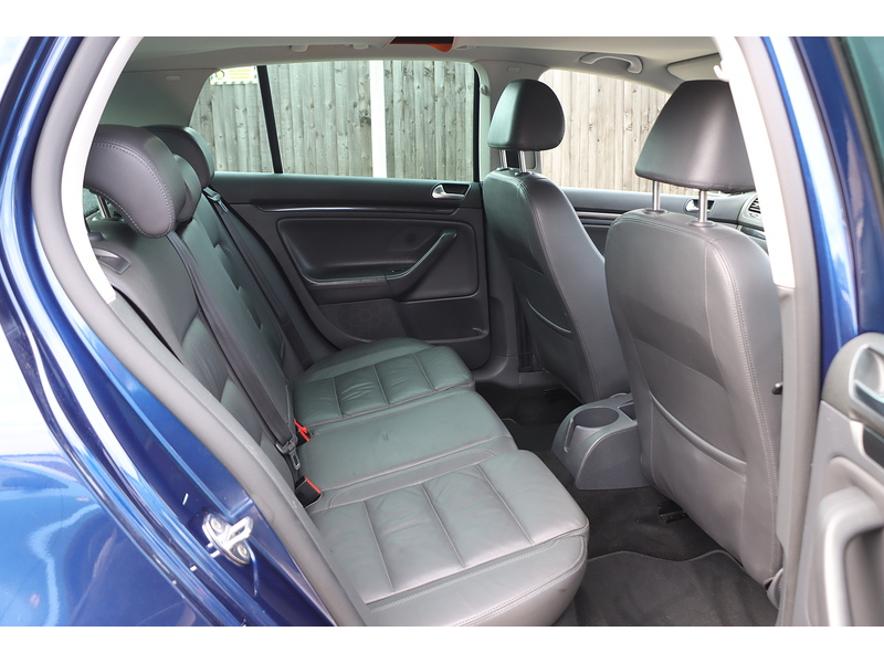 Volkswagen 1.4 TSI GT Sport Hatchback 5dr Petrol Manual (169 g/km, 138 bhp) 72-74 Mitcham Road