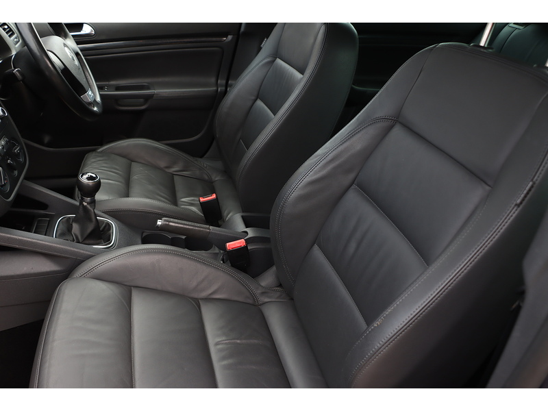 Volkswagen 1.4 TSI GT Sport Hatchback 5dr Petrol Manual (169 g/km, 138 bhp) 72-74 Mitcham Road