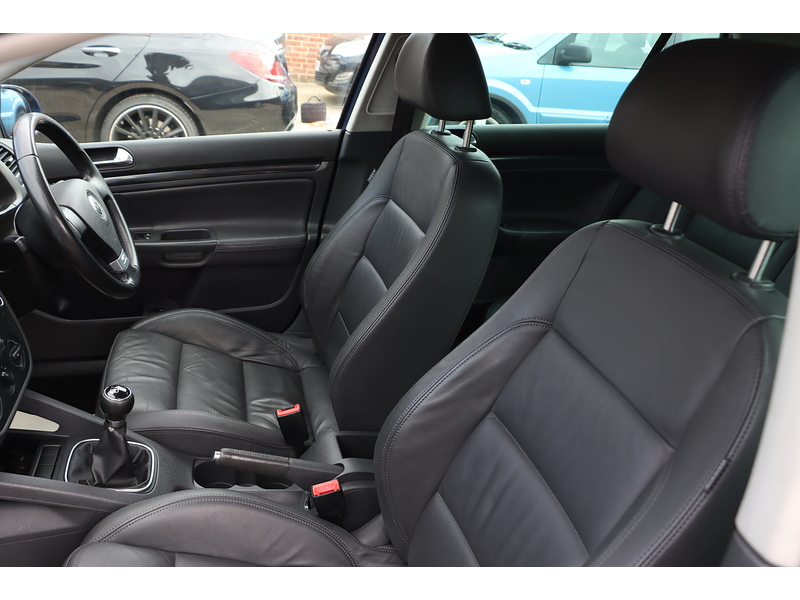 Volkswagen 1.4 TSI GT Sport Hatchback 5dr Petrol Manual (169 g/km, 138 bhp) 72-74 Mitcham Road