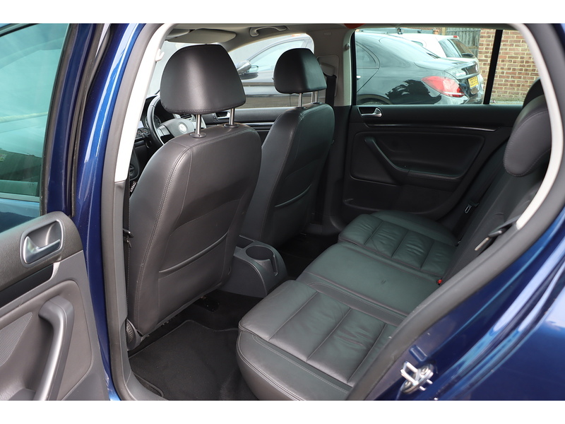 Volkswagen 1.4 TSI GT Sport Hatchback 5dr Petrol Manual (169 g/km, 138 bhp) 72-74 Mitcham Road