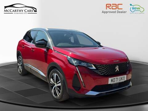 Peugeot 1.2 PURETECH GT SUV 5DR PETROL EAT AUTO SAT NAV BLUETOOTH DAB STEREO APPLE CARPLAY REAR CAMERA WITH PARKING AIDS JUST 2 OWNERS ONLY 34000 MILES FSH