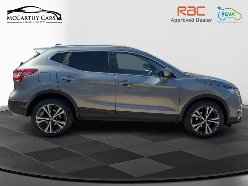 Nissan 1.2 DIG-T N-CONNECTA SUV 5DR PETROL XTRON AUTO PAN ROOF SAT NAV BLUETOOTH APPLE CARPLAY REAR CAMERA PARKING AIDS 2 OWNERS 64000 MILES FSH 6 SERVICES 72-74 Mitcham Road