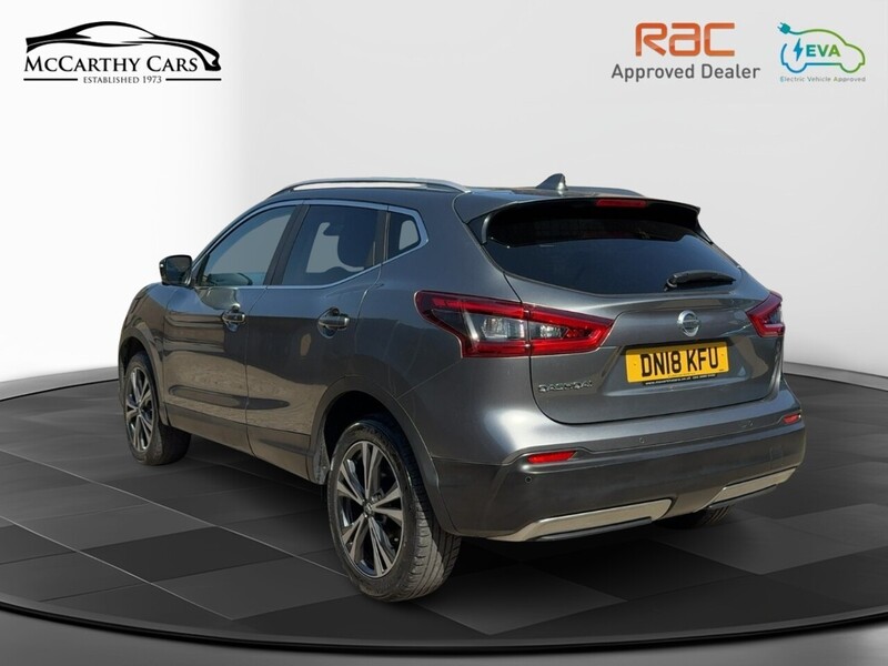 Nissan 1.2 DIG-T N-CONNECTA SUV 5DR PETROL XTRON AUTO PAN ROOF SAT NAV BLUETOOTH APPLE CARPLAY REAR CAMERA PARKING AIDS 2 OWNERS 64000 MILES FSH 6 SERVICES 72-74 Mitcham Road
