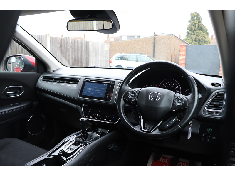 Honda 1.5 I-VTEC SE SUV 5DR PETROL MANUAL SAT NAV BLUETOOTH DAB STEREO CD PLAYER PARKING AIDS 2 OWNERS SAME OWNER FOR 3 YEARS 55000 MILES FSH NO ULEZ CHARGE 72-74 Mitcham Road