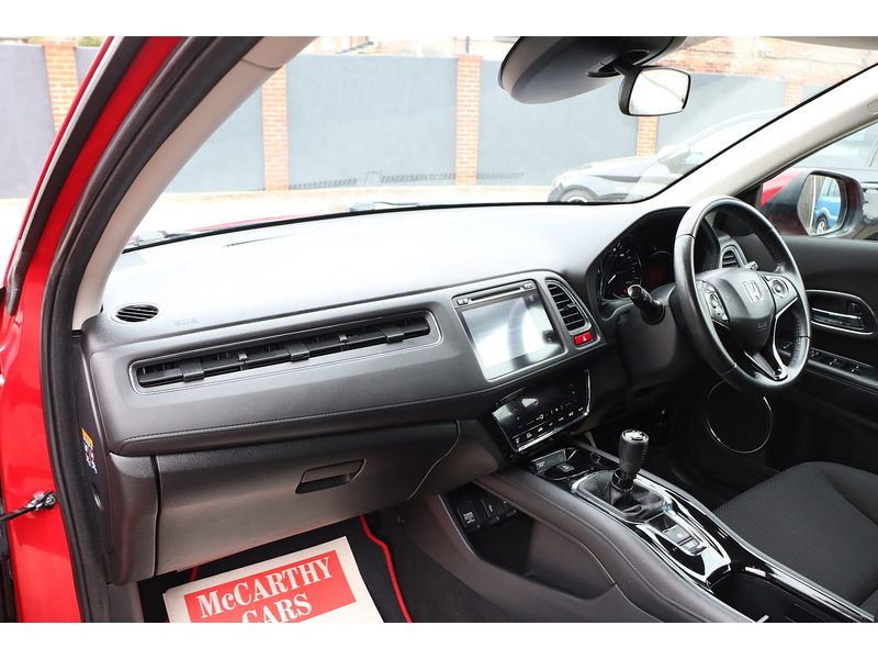 Honda 1.5 I-VTEC SE SUV 5DR PETROL MANUAL SAT NAV BLUETOOTH DAB STEREO CD PLAYER PARKING AIDS 2 OWNERS SAME OWNER FOR 3 YEARS 55000 MILES FSH NO ULEZ CHARGE 72-74 Mitcham Road
