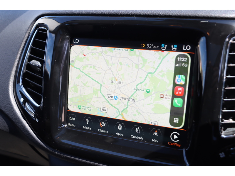 Jeep 1.4T MULTIAIRII LIMITED SUV 5DR PETROL MANUAL SUNROOF HEATED SEATS SAT NAV BLUETOOTH DAB STEREO APPLE CARPLAY REAR CAMERA PARKING AIDS 30000 MILES SH 72-74 Mitcham Road