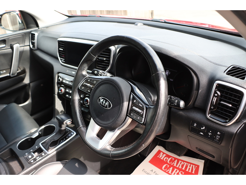 Kia 1.6 T-GDI 4 SUV 5DR PETROL DCT AWD AUTO SUNROOF HEATED SEATS SAT NAV APPLE CARPLAY REAR & 360 CAMERA PARKING AIDS 2 OWNERS 56000 MILES FSH 6 SERVICES 72-74 Mitcham Road