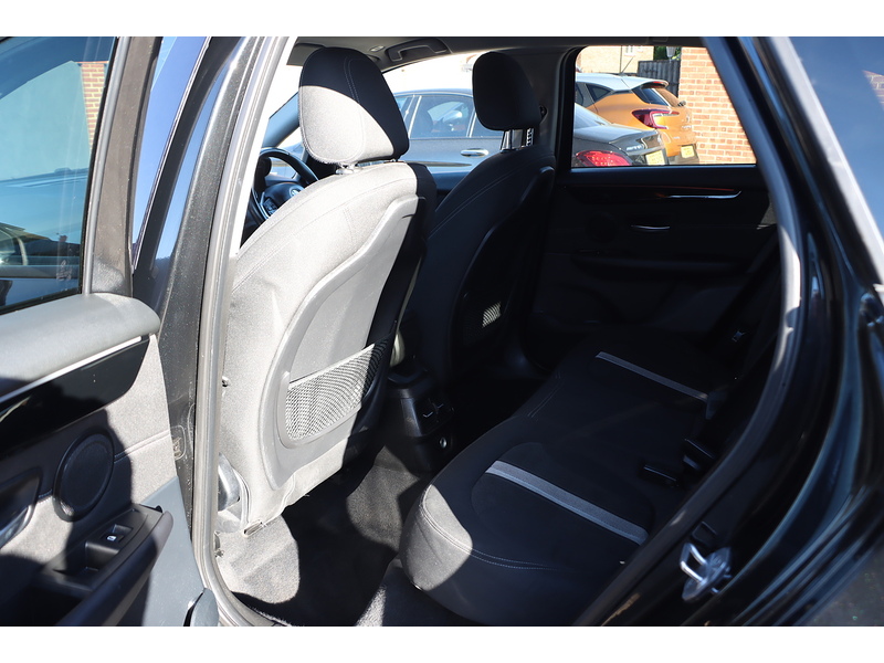 BMW 218I 1.5 SPORT MPV 5DR PETROL DCT AUTO SAT NAV BLUETOOTH DAB STEREO CD PLAYER PARKING AIDS JUST 2 OWNERS SAME OWNER FOR 4 YEARS ONLY 58000 MILES SH 72-74 Mitcham Road