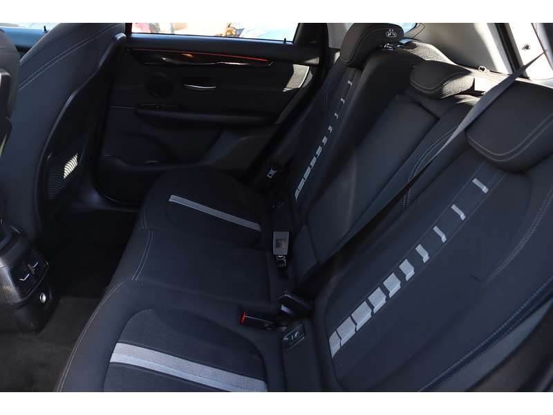 BMW 218I 1.5 SPORT MPV 5DR PETROL DCT AUTO SAT NAV BLUETOOTH DAB STEREO CD PLAYER PARKING AIDS JUST 2 OWNERS SAME OWNER FOR 4 YEARS ONLY 58000 MILES SH 72-74 Mitcham Road