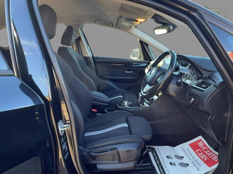 BMW 218I 1.5 SPORT MPV 5DR PETROL DCT AUTO SAT NAV BLUETOOTH DAB STEREO CD PLAYER PARKING AIDS JUST 2 OWNERS SAME OWNER FOR 4 YEARS ONLY 58000 MILES SH 72-74 Mitcham Road