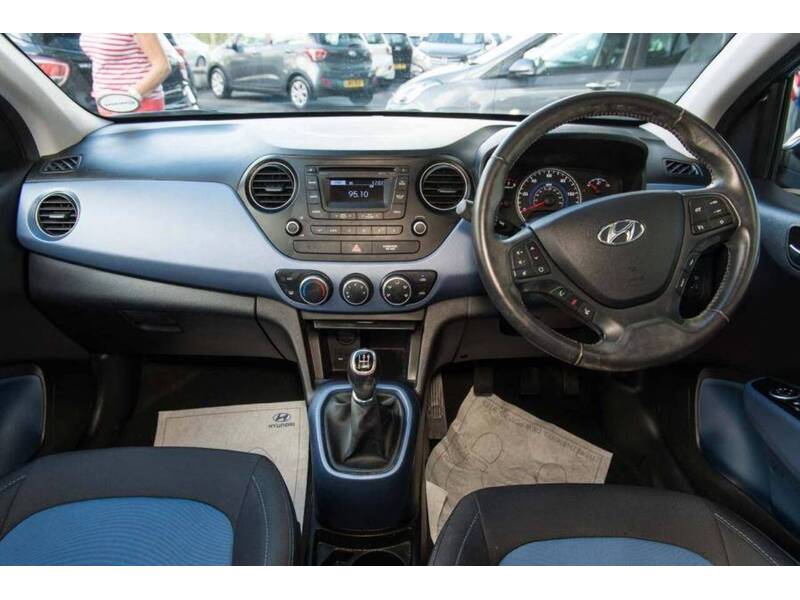 Hyundai 1.0 Premium Hatchback 5dr Petrol Manual Euro 5 (66 ps) 72-74 Mitcham Road