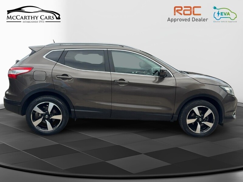 Nissan 1.2 DIG-T N-CONNECTA SUV 5DR PETROL XTRON 2WD AUTO PAN ROOF SATNAV BLUETOOTH REAR & 360 CAMERA PARKING AIDS SAME OWNER FOR 5 YEARS ONLY 63000 MILES SH 92-96 Mitcham Road