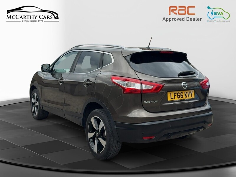 Nissan 1.2 DIG-T N-CONNECTA SUV 5DR PETROL XTRON 2WD AUTO PAN ROOF SATNAV BLUETOOTH REAR & 360 CAMERA PARKING AIDS SAME OWNER FOR 5 YEARS ONLY 63000 MILES SH 92-96 Mitcham Road