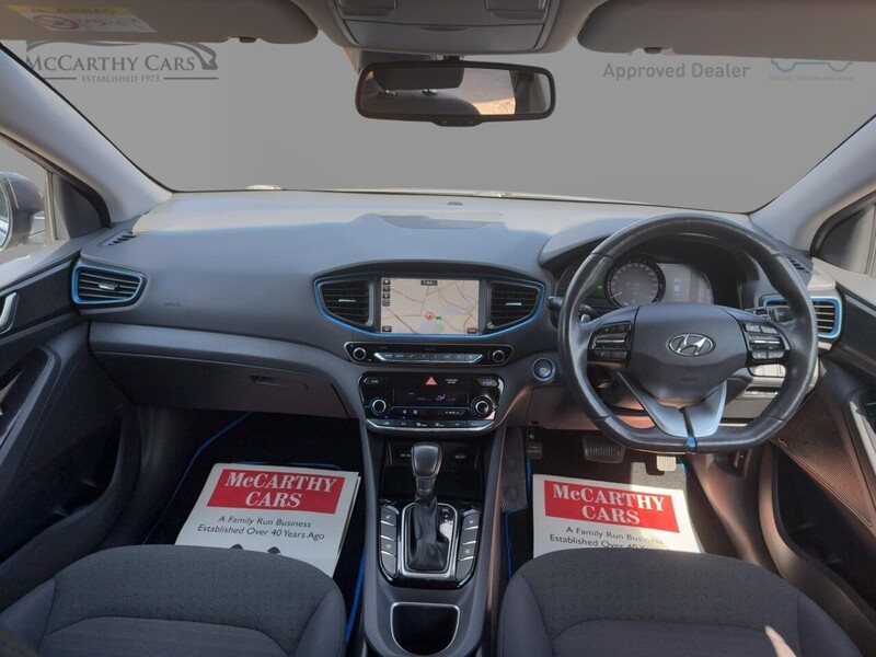 Hyundai 1.6 H-GDI GPF PREMIUM HATCHBACK 5DR PETROL HYBRID DCT AUTO HEATED SEATS SAT NAV BLUETOOTH APPLE CARPLAY REAR CAMERA ONLY 46000 MILES FSH 6 SERVICES 92-96 Mitcham Road
