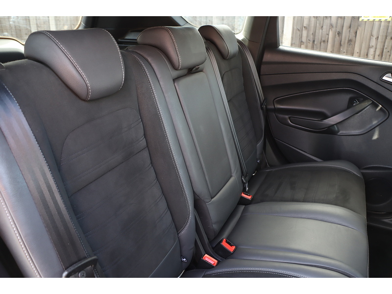 Ford 1.5T ECOBOOST ST-LINE SUV 5DR PETROL MANUAL HEATED SEATS SATNAV BLUETOOTH DAB RADIO REAR CAMERA PARKING AIDS JUST 1 OWNER FROM NEW ONLY 72000 MILES SH 72-74 Mitcham Road