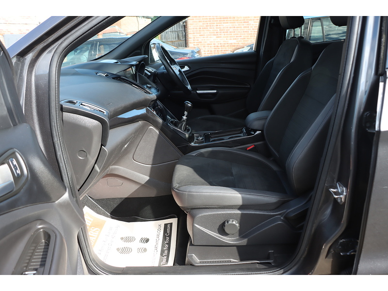 Ford 1.5T ECOBOOST ST-LINE SUV 5DR PETROL MANUAL HEATED SEATS SATNAV BLUETOOTH DAB RADIO REAR CAMERA PARKING AIDS JUST 1 OWNER FROM NEW ONLY 72000 MILES SH 72-74 Mitcham Road