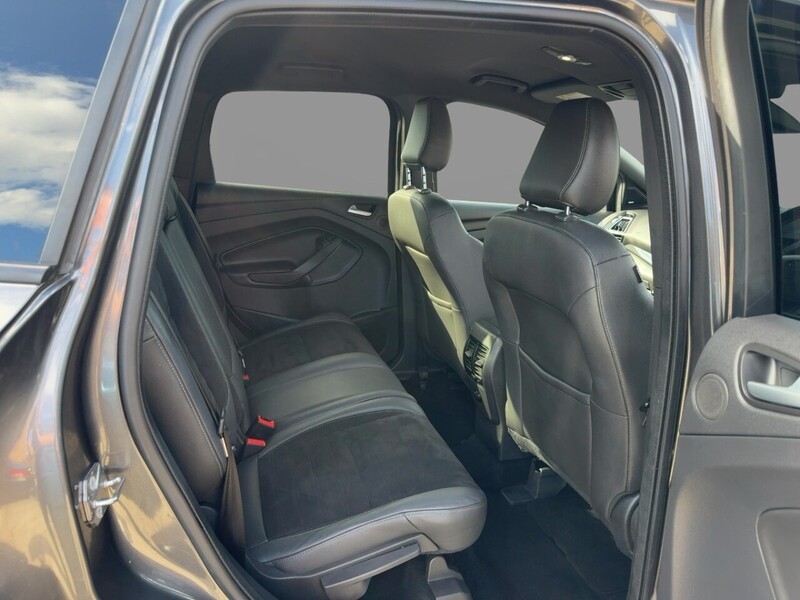 Ford 1.5T ECOBOOST ST-LINE SUV 5DR PETROL MANUAL HEATED SEATS SATNAV BLUETOOTH DAB RADIO REAR CAMERA PARKING AIDS JUST 1 OWNER FROM NEW ONLY 72000 MILES SH 72-74 Mitcham Road