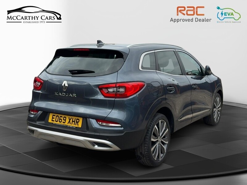 Renault 1.3 TCE S EDITION SUV 5DR PETROL MANUAL PAN ROOF SATNAV BLUETOOTH DAB RADIO APPLE CARPLAY REAR CAMERA PARKING AIDS ONLY 50000 MILES FSH NO ULEZ CHARGE 72-74 Mitcham Road