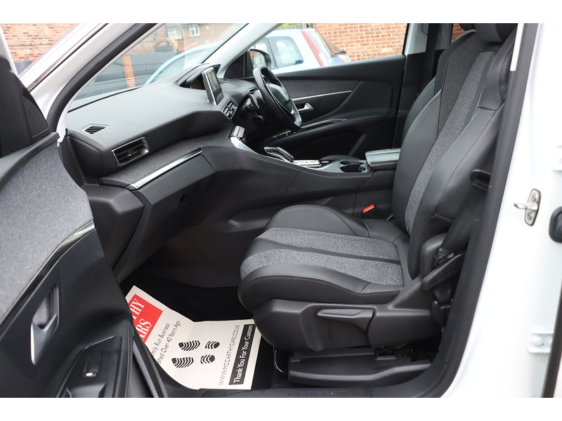 Peugeot 1.2 PURETECH GPF ALLURE SUV 5DR PETROL EAT AUTO SAT NAV BLUETOOTH DAB STEREO APPLE CARPLAY REAR CAMERA PARKING AIDS JUST 2 OWNERS ONLY 54000 MILES SH 72-74 Mitcham Road