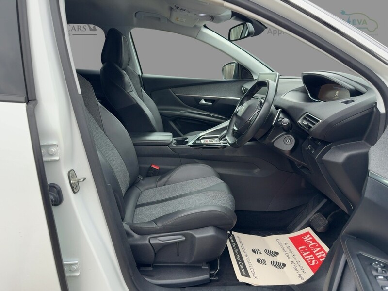 Peugeot 1.2 PURETECH GPF ALLURE SUV 5DR PETROL EAT AUTO SAT NAV BLUETOOTH DAB STEREO APPLE CARPLAY REAR CAMERA PARKING AIDS JUST 2 OWNERS ONLY 54000 MILES SH 72-74 Mitcham Road