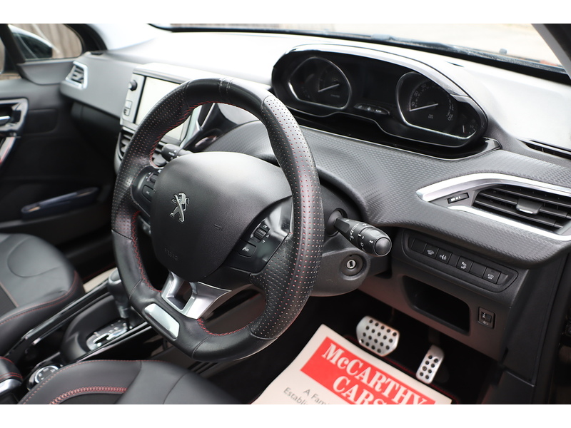 Peugeot 1.2 PURETECH GT LINE SUV 5DR PETROL EAT AUTO PAN ROOF SAT NAV BLUETOOTH DAB STEREO APPLE CARPLAY REAR CAMERA PARKING AIDS 2 OWNERS ONLY 40000 MILES SH 72-74 Mitcham Road