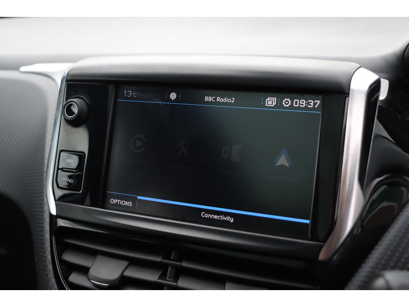 Peugeot 1.2 PURETECH GT LINE SUV 5DR PETROL EAT AUTO PAN ROOF SAT NAV BLUETOOTH DAB STEREO APPLE CARPLAY REAR CAMERA PARKING AIDS 2 OWNERS ONLY 40000 MILES SH 72-74 Mitcham Road