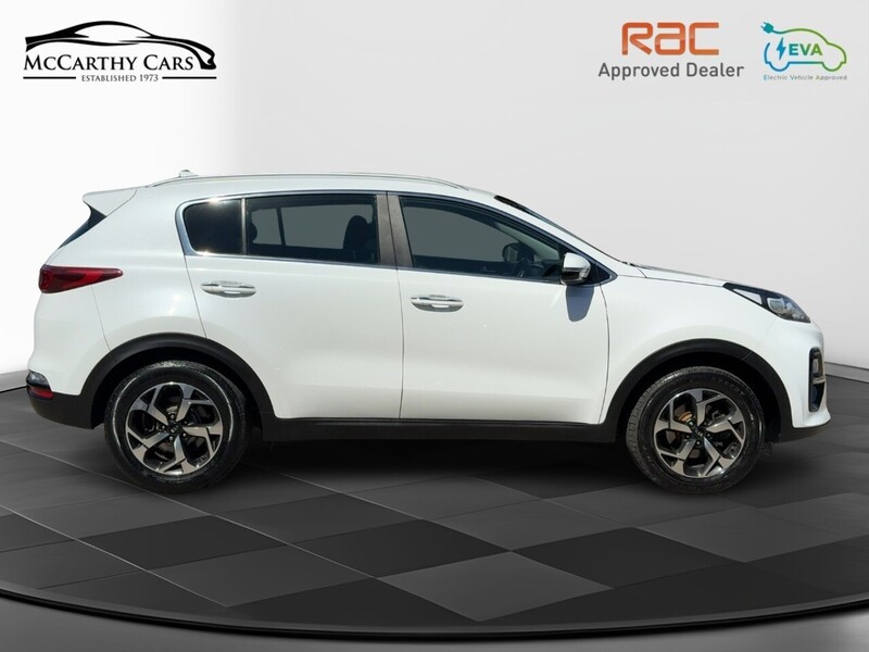 Kia 1.6 GDI 2 SUV 5DR PETROL MANUAL HEATED SEATS SATNAV BLUETOOTH DAB STEREO APPLE CARPLAY REAR CAMERA WITH PARKING AIDS 2 OWNERS ONLY 73000 MILES FSH 72-74 Mitcham Road
