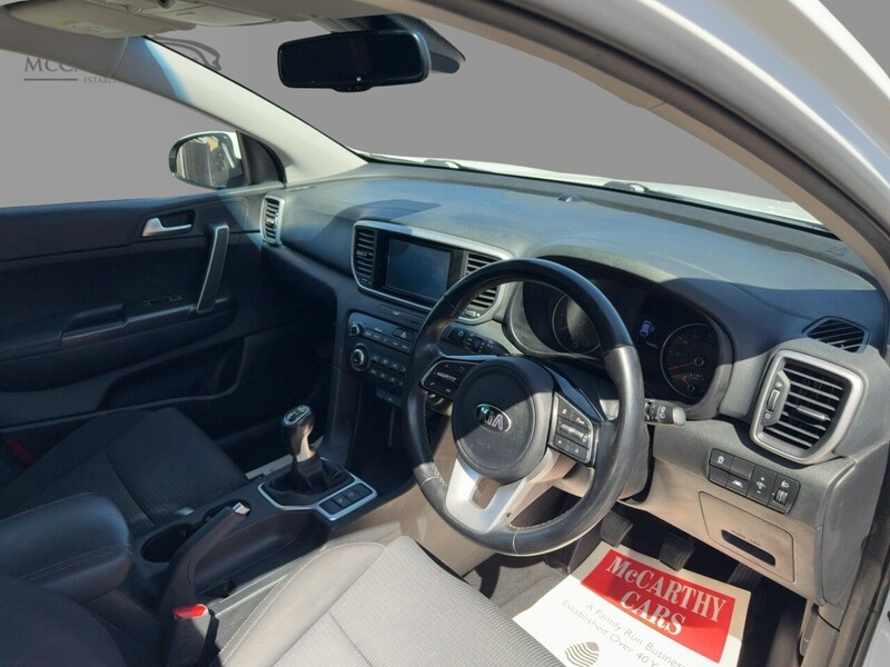 Kia 1.6 GDI 2 SUV 5DR PETROL MANUAL HEATED SEATS SATNAV BLUETOOTH DAB STEREO APPLE CARPLAY REAR CAMERA WITH PARKING AIDS 2 OWNERS ONLY 73000 MILES FSH 72-74 Mitcham Road