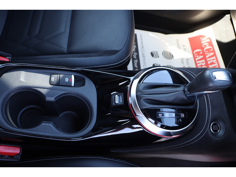 Nissan 1.0 DIG-T TEKNA+ SUV 5DR PETROL DCT AUTO HEATED SEATS SAT NAV BLUETOOTH STEREO APPLE CARPLAY REAR CAM PARKING AIDS 2 OWNERS 45000 MILES FSH 6 SERVICES 72-74 Mitcham Road