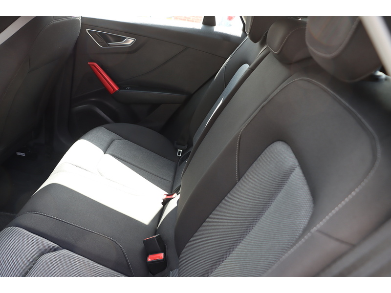 Audi 1.0 TFSI 30 SPORT SUV 5DR PETROL S TRONIC AUTO SATNAV BLUETOOTH DAB CD  APPLE CARPLAY PARKING AIDS 2 OWNERS 49000 MILES FSH NO ULEZ CHARGE 72-74 Mitcham Road