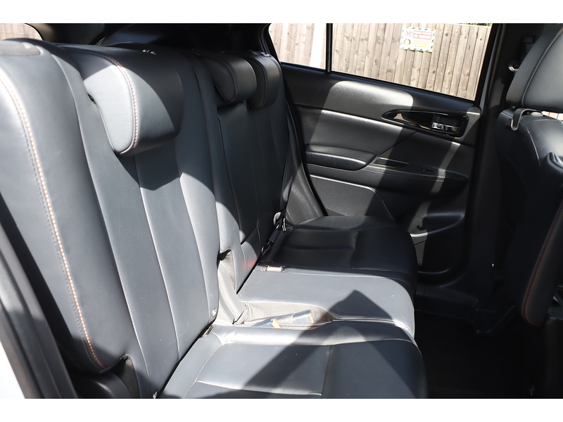 Mitsubishi 1.5T GPF 4 SUV 5DR PETROL CVT 4WD AUTO SUNROOF HEATED SEATS SAT NAV BLUETOOTH APPLE CARPLAY REAR CAM PARKING AIDS 2 OWNERS 79000 MILES FSH 5 SERVICES 72-74 Mitcham Road
