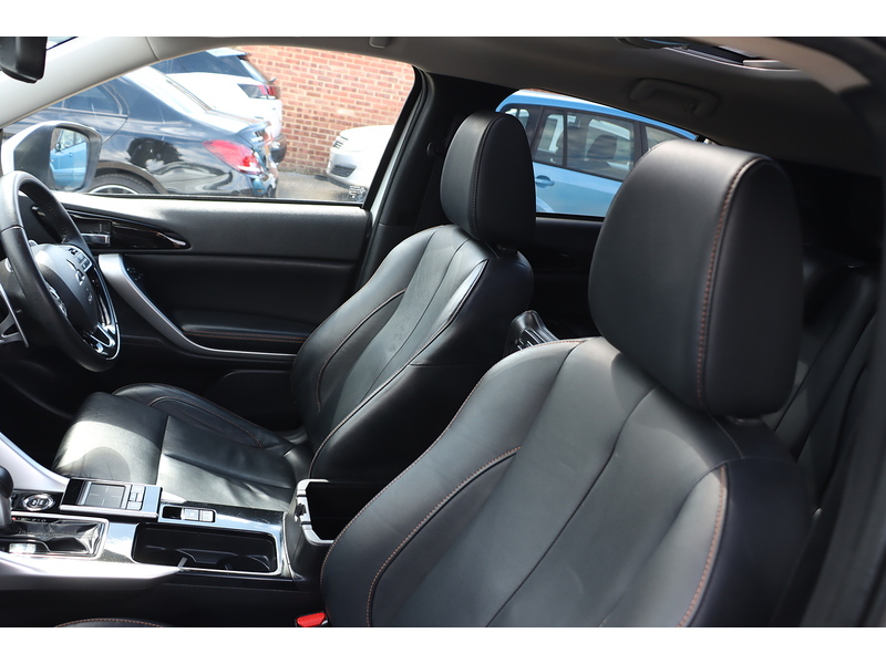 Mitsubishi 1.5T GPF 4 SUV 5DR PETROL CVT 4WD AUTO SUNROOF HEATED SEATS SAT NAV BLUETOOTH APPLE CARPLAY REAR CAM PARKING AIDS 2 OWNERS 79000 MILES FSH 5 SERVICES 72-74 Mitcham Road
