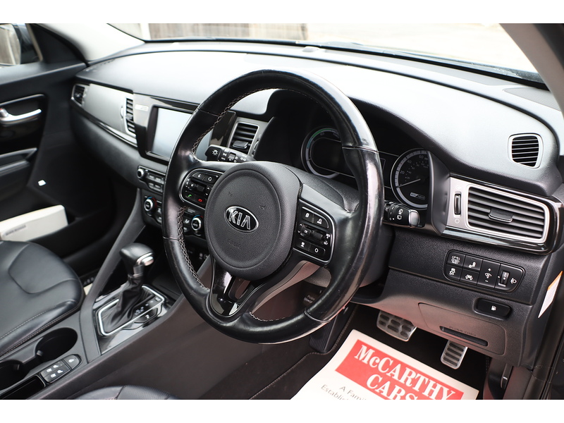 Kia 1.6H GDI GPF 4 SUV 5DR PETROL HYBRID DCT AUTO SUNROOF HEATED SEATS SAT NAV BLUETOOTH APPLE CARPLAY REAR CAMERA PARKING AIDS 45000 MILES FSH 7 SERVICES 72-74 Mitcham Road