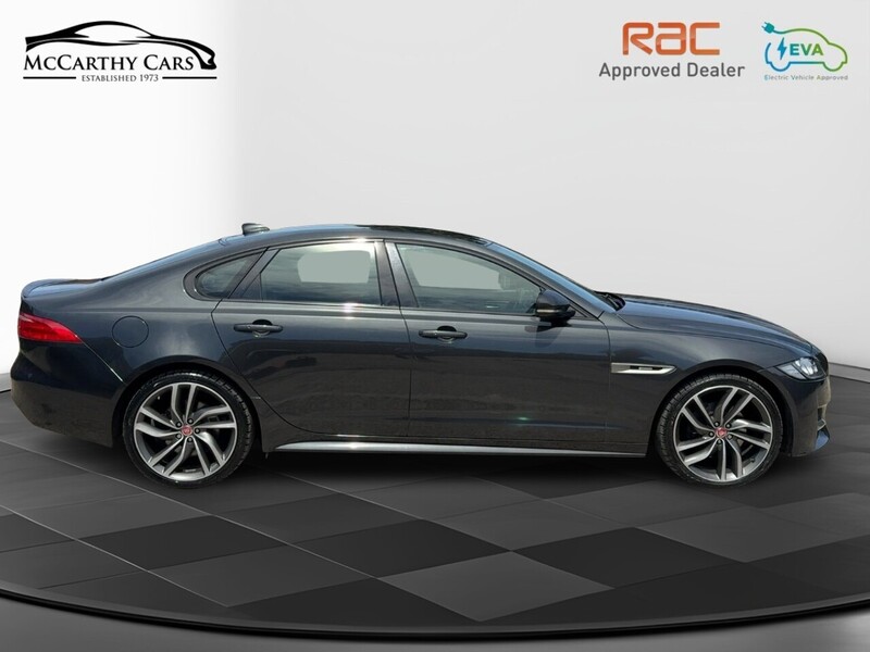 Jaguar 2.0I R-SPORT SALOON 4DR PETROL AWD AUTO HEATED SEATS SAT NAV BLUETOOTH DAB STEREO PARKING AIDS 2 OWNERS ONLY 81000 MILES FSH 9 SERVICES NO ULEZ CHARGE 72-74 Mitcham Road