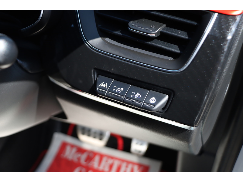 Renault 1.6 E-TECH R.S. LINE SUV 5DR PETROL HYBRID 2WD AUTO HEATED SEATS SATNAV BLUETOOTH APPLE CARPLAY REAR CAMERA PARKING AIDS 2 OWNERS ONLY 60000 MILES FSH 72-74 Mitcham Road