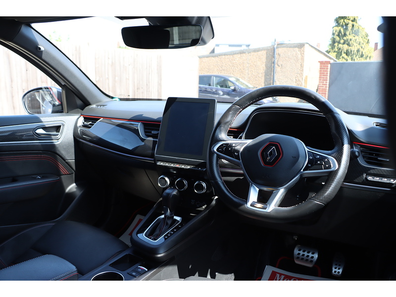 Renault 1.6 E-TECH R.S. LINE SUV 5DR PETROL HYBRID 2WD AUTO HEATED SEATS SATNAV BLUETOOTH APPLE CARPLAY REAR CAMERA PARKING AIDS 2 OWNERS ONLY 60000 MILES FSH 72-74 Mitcham Road